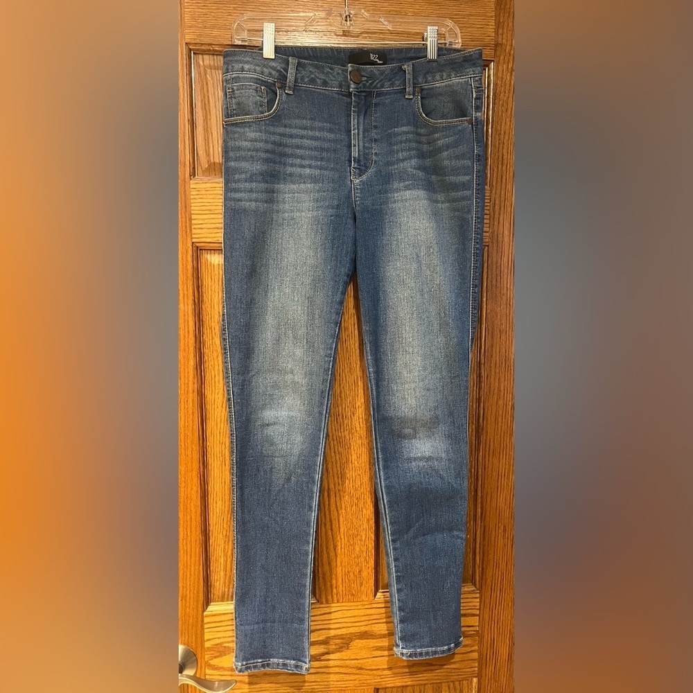 1822 Denim High-Rise Blue Jeans - Women’s Size 8